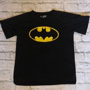 UA Batman t-shirt, size M kids